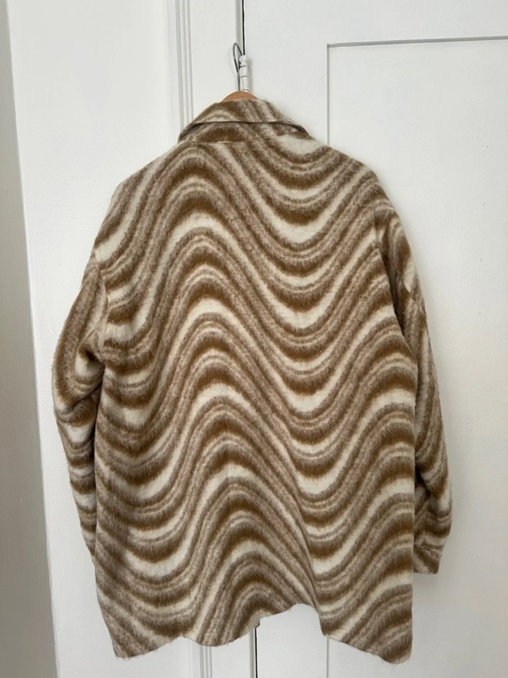 Asos design Oversized Brown & Cream Patterned Wool-Blend Shacket - Picture 3 of 9